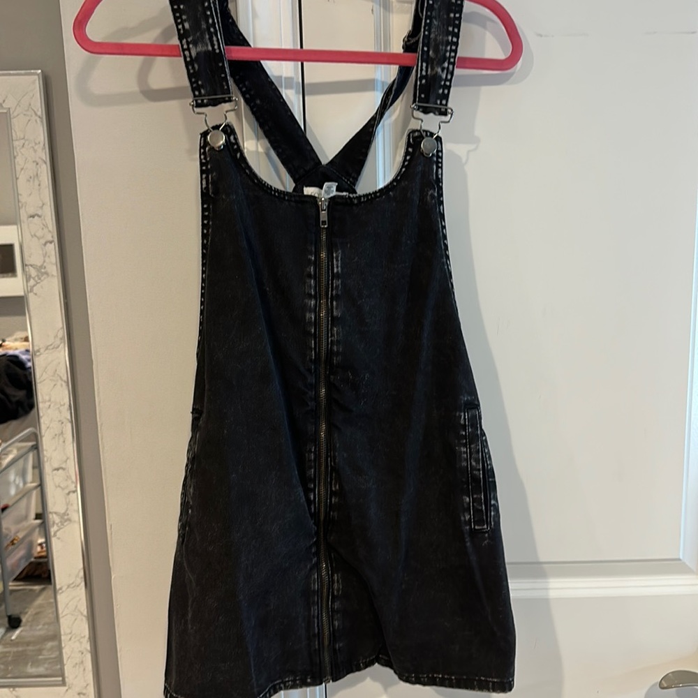 Women’s Forever 21 black washed denim overall dress